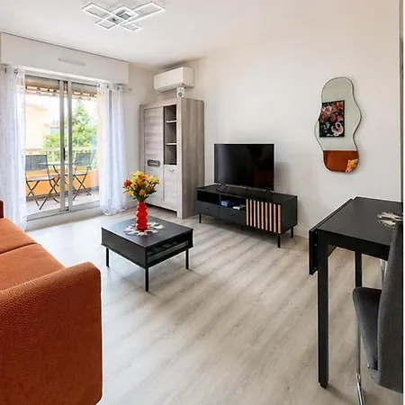 Cocon Chaleureux Avec Terrasse Et Parking A Sanary-sur-Mer